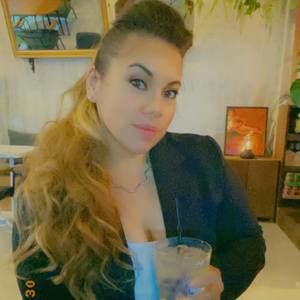 Meet your Posher, Krystal